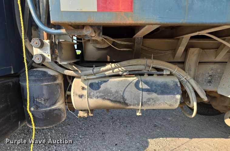 image for item EF1505 1989 International F1954 dump truck