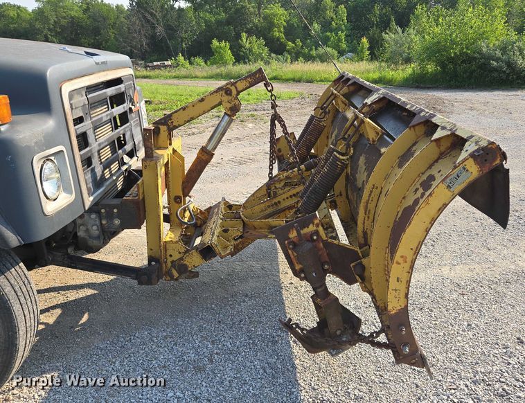 image for item EF1505 1989 International F1954 dump truck