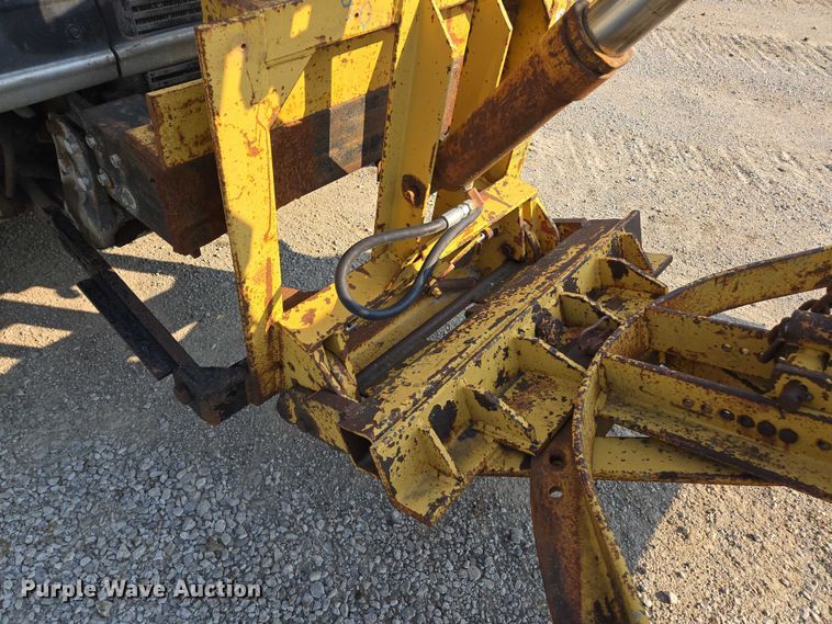 image for item EF1505 1989 International F1954 dump truck