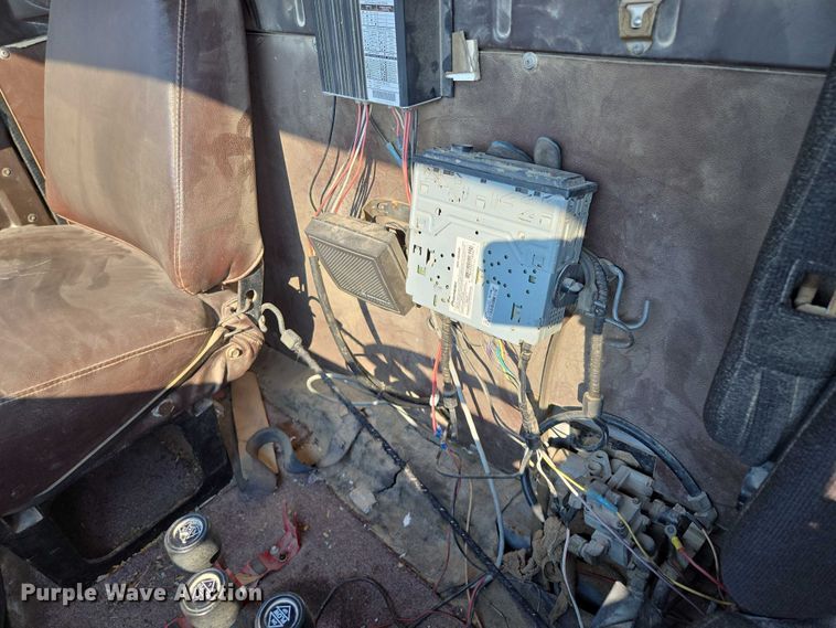 image for item EF1505 1989 International F1954 dump truck