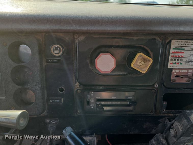 image for item EF1505 1989 International F1954 dump truck