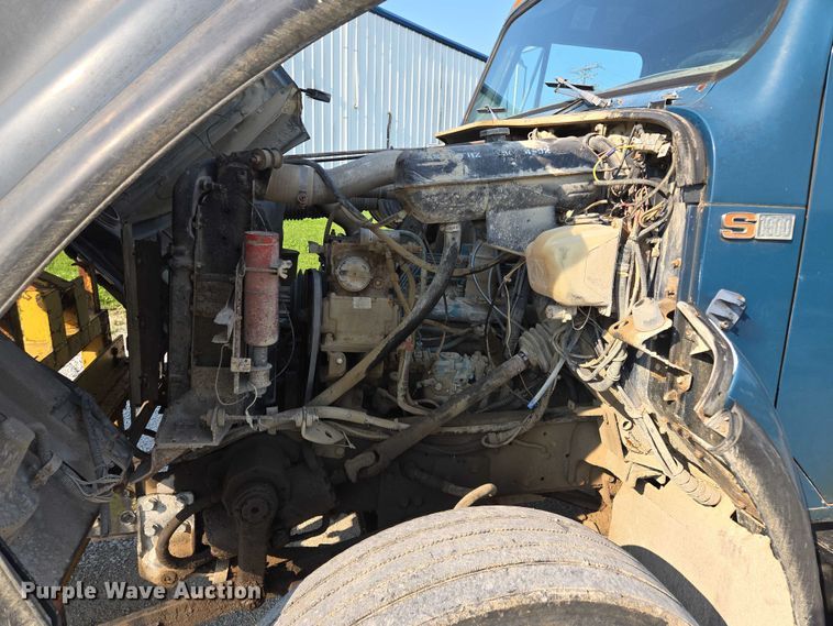 image for item EF1505 1989 International F1954 dump truck