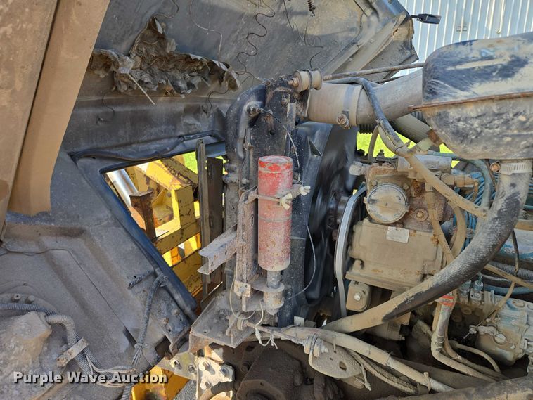 image for item EF1505 1989 International F1954 dump truck