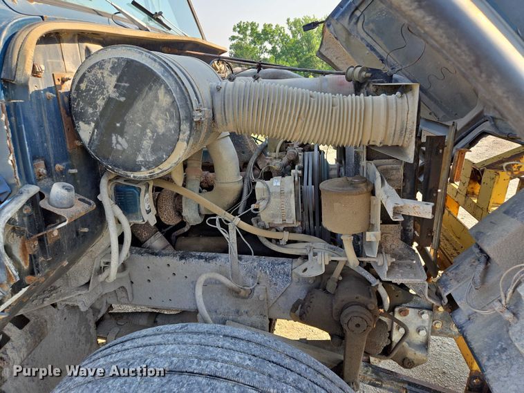image for item EF1505 1989 International F1954 dump truck