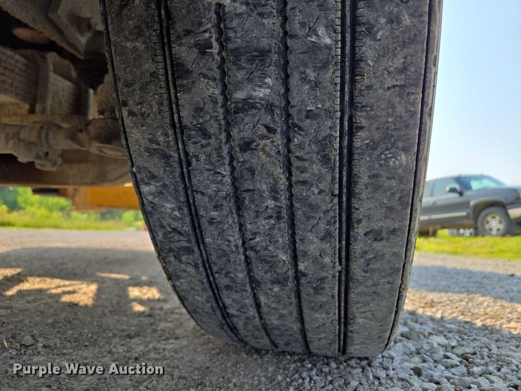 image for item EF1505 1989 International F1954 dump truck