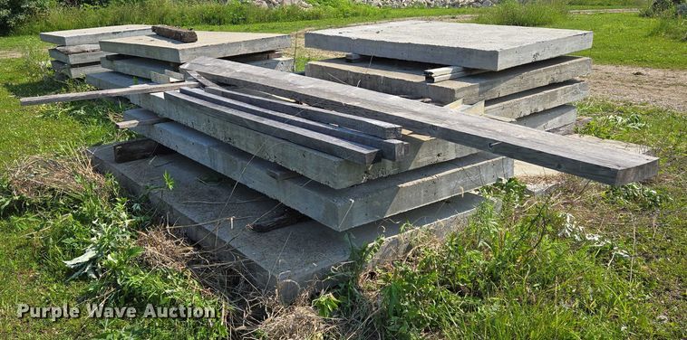 image for item EF1506 Approximately 16 concrete slabs 