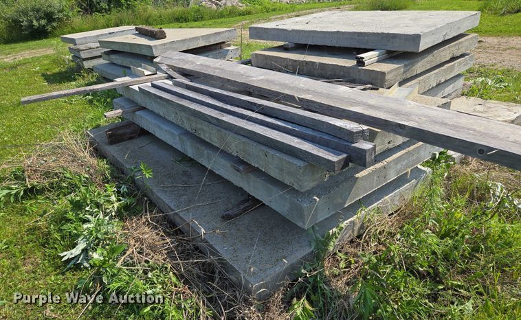 image for item EF1506 Approximately 16 concrete slabs 