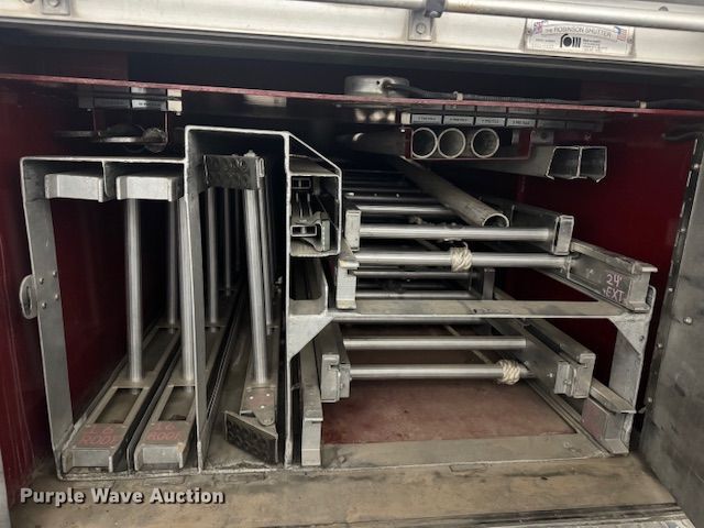 image for item EF3506 1994 International 4900 ladder fire truck