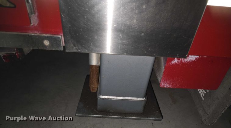 image for item EF3506 1994 International 4900 ladder fire truck