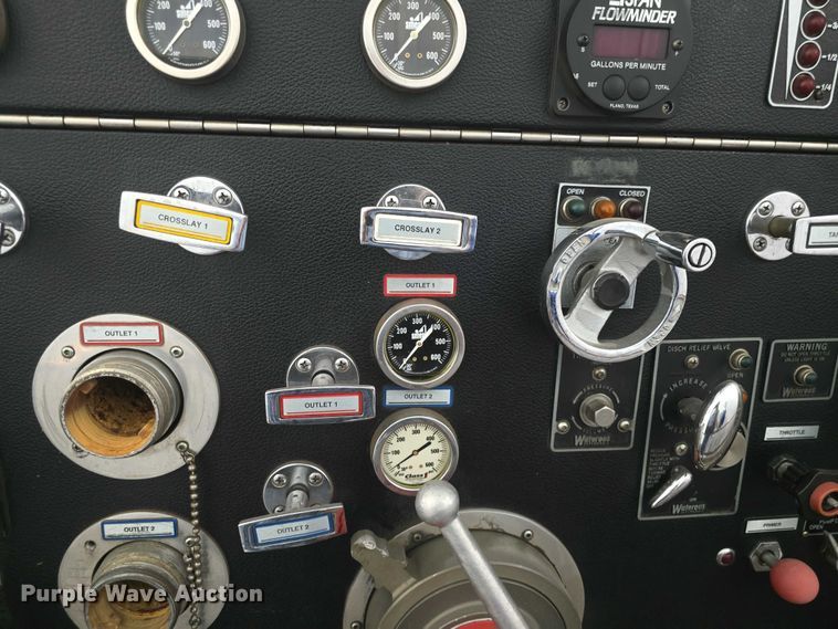 image for item EF3506 1994 International 4900 ladder fire truck