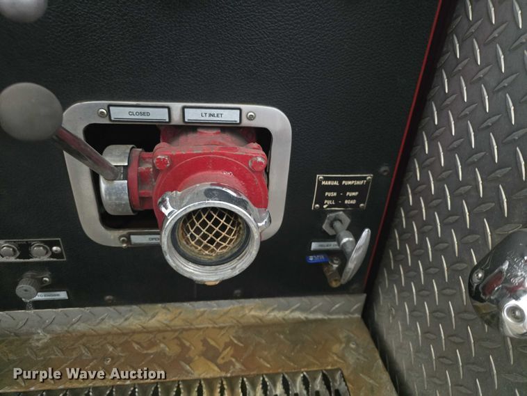 image for item EF3506 1994 International 4900 ladder fire truck