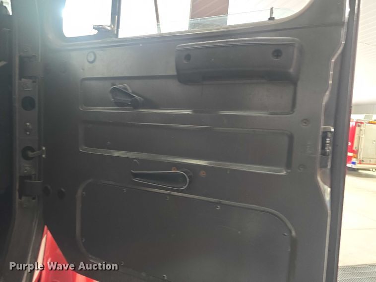 image for item EF3506 1994 International 4900 ladder fire truck