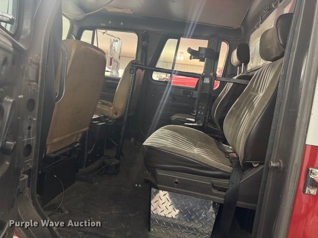 image for item EF3506 1994 International 4900 ladder fire truck