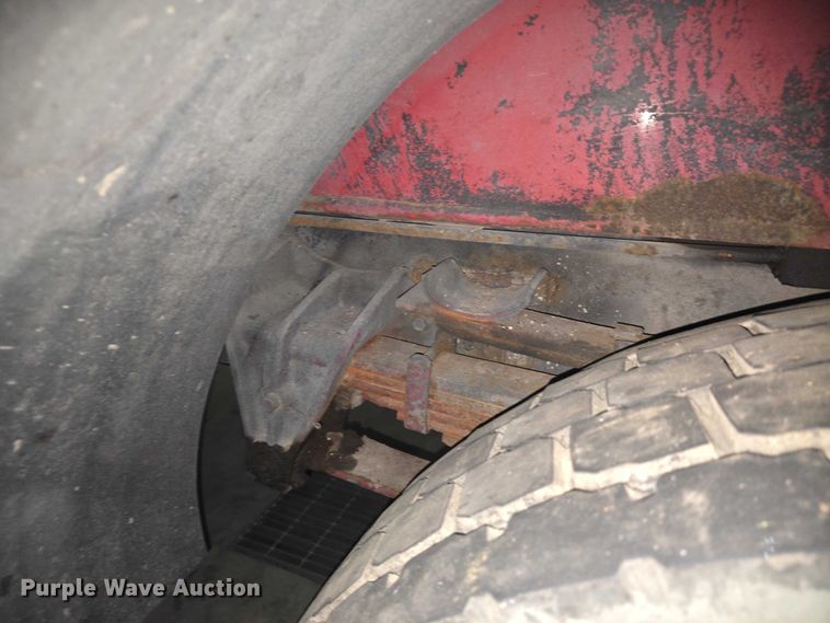 image for item EF3506 1994 International 4900 ladder fire truck