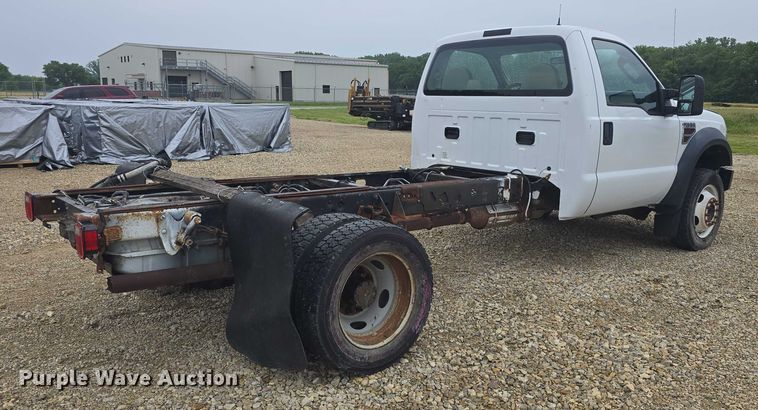 image for item EF3509 2008 Ford F550 Super Duty XL truck cab and chassis