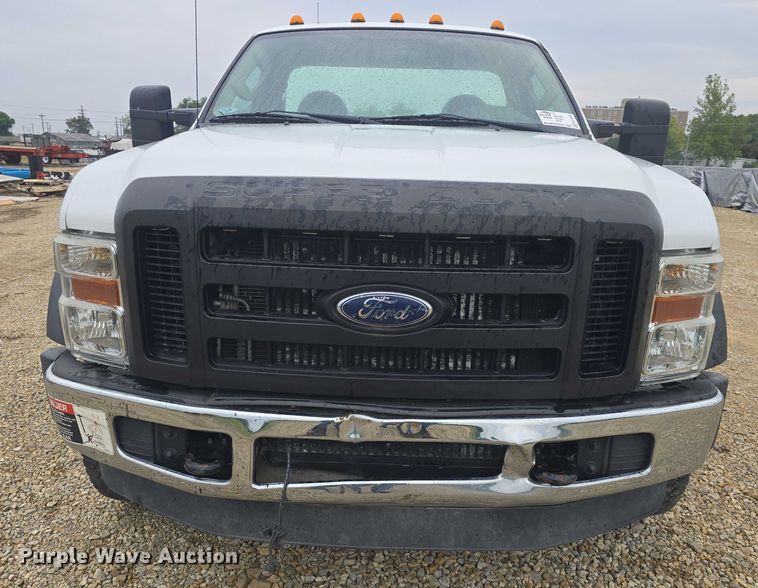 image for item EF3509 2008 Ford F550 Super Duty XL truck cab and chassis