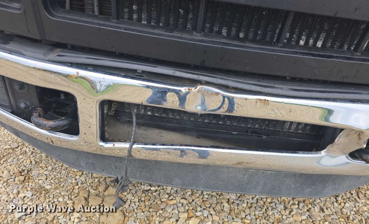 image for item EF3509 2008 Ford F550 Super Duty XL truck cab and chassis