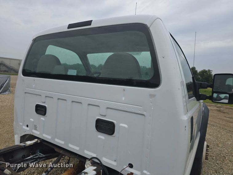 image for item EF3509 2008 Ford F550 Super Duty XL truck cab and chassis