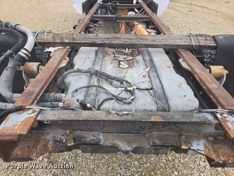 image for item EF3509 2008 Ford F550 Super Duty XL truck cab and chassis