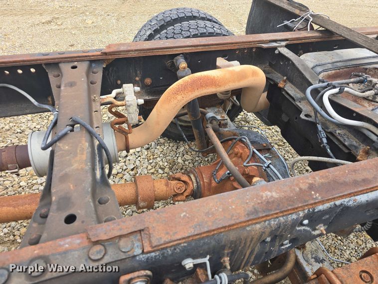 image for item EF3509 2008 Ford F550 Super Duty XL truck cab and chassis