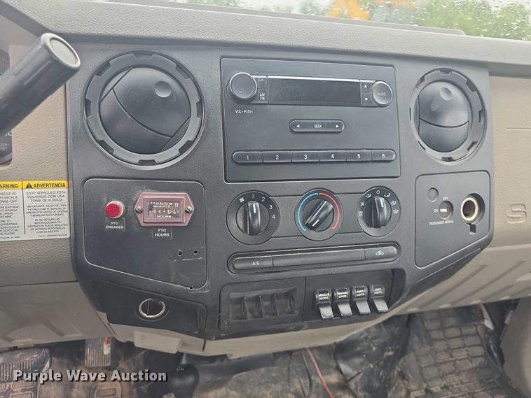 image for item EF3509 2008 Ford F550 Super Duty XL truck cab and chassis