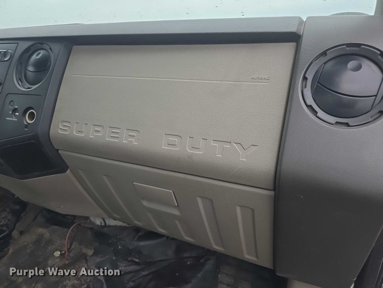 image for item EF3509 2008 Ford F550 Super Duty XL truck cab and chassis