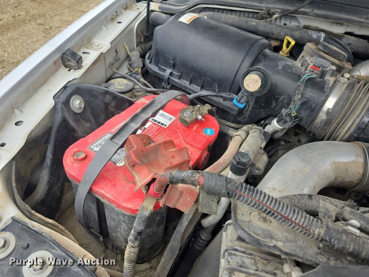 image for item EF3509 2008 Ford F550 Super Duty XL truck cab and chassis