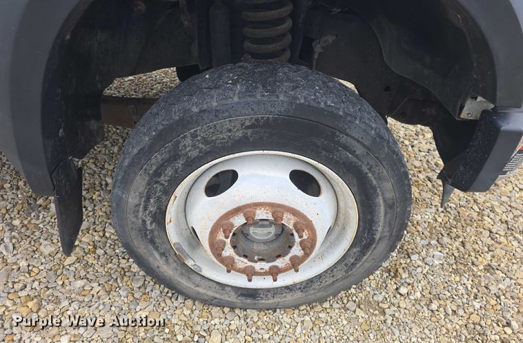 image for item EF3509 2008 Ford F550 Super Duty XL truck cab and chassis