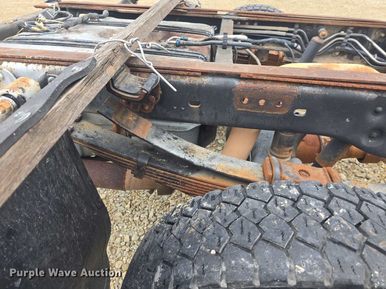 image for item EF3509 2008 Ford F550 Super Duty XL truck cab and chassis