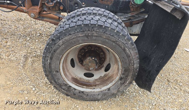 image for item EF3509 2008 Ford F550 Super Duty XL truck cab and chassis