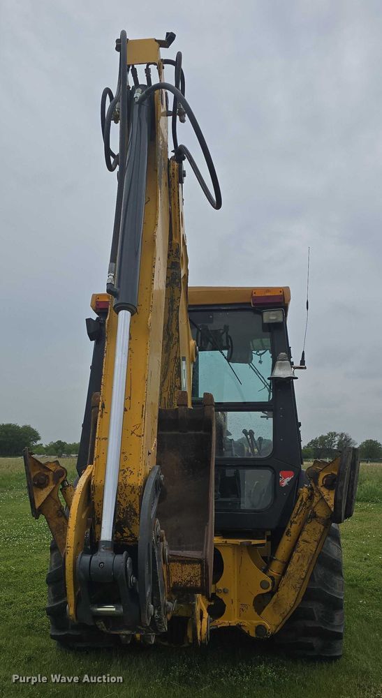 image for item EF3511 1997 John Deere 310E backhoe