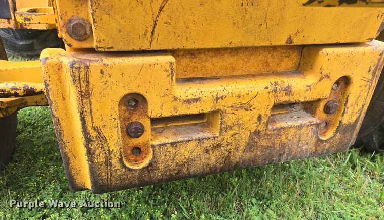 image for item EF3511 1997 John Deere 310E backhoe