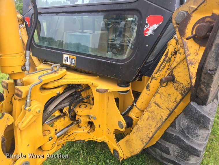 image for item EF3511 1997 John Deere 310E backhoe