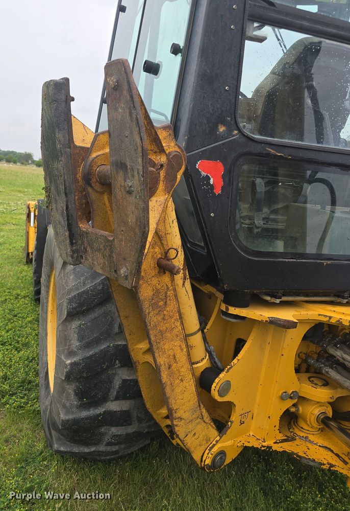 image for item EF3511 1997 John Deere 310E backhoe