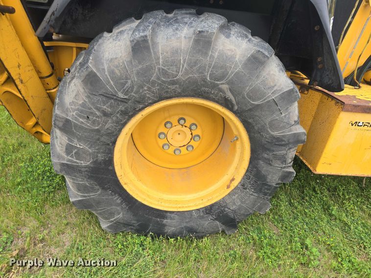 image for item EF3511 1997 John Deere 310E backhoe