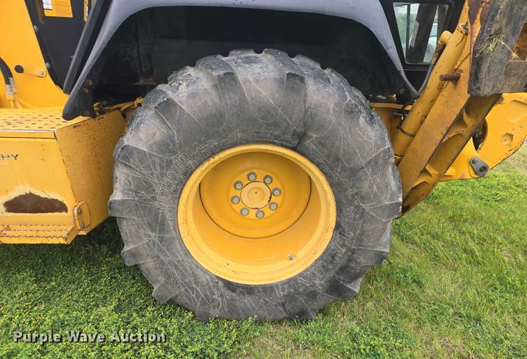 image for item EF3511 1997 John Deere 310E backhoe