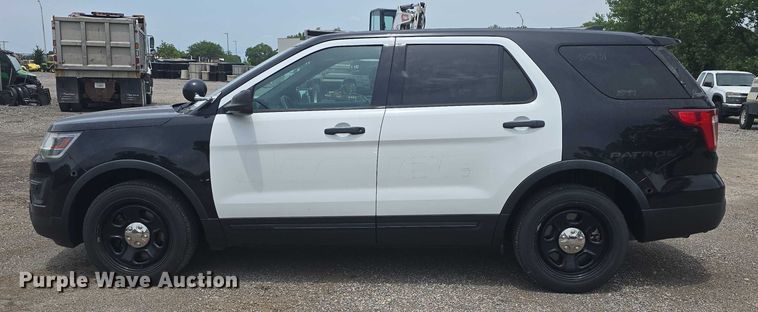 image for item EF3544 2017 Ford Explorer Police Interceptor SUV