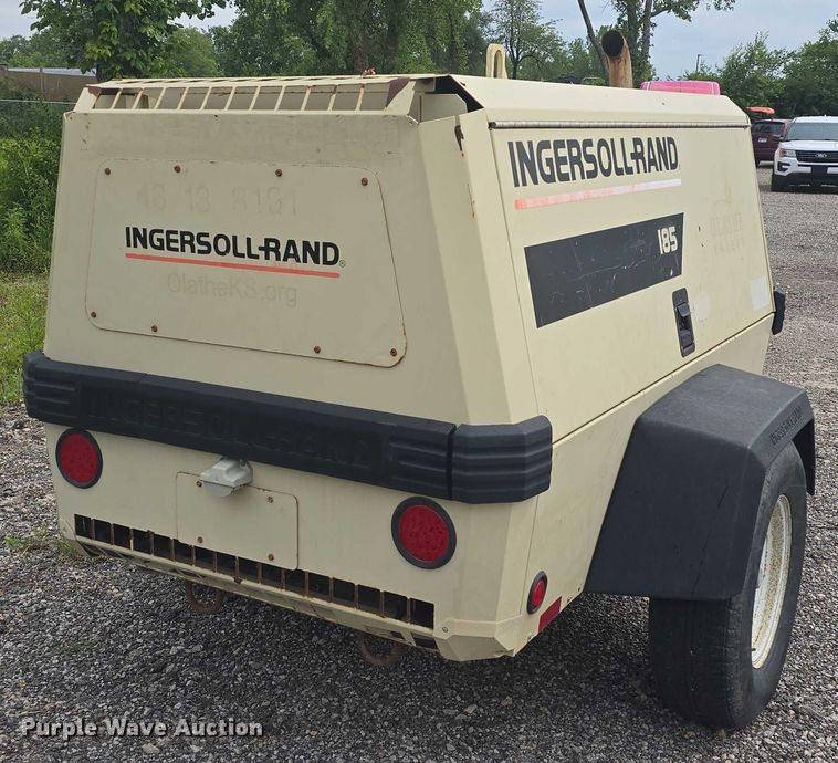 image for item EF3558 2000 Ingersoll Rand 185 air compressor