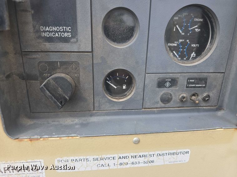 image for item EF3558 2000 Ingersoll Rand 185 air compressor