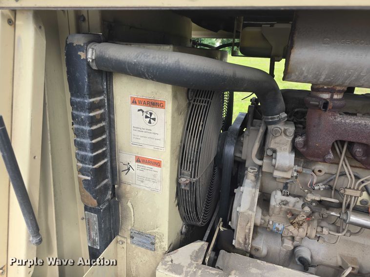 image for item EF3558 2000 Ingersoll Rand 185 air compressor