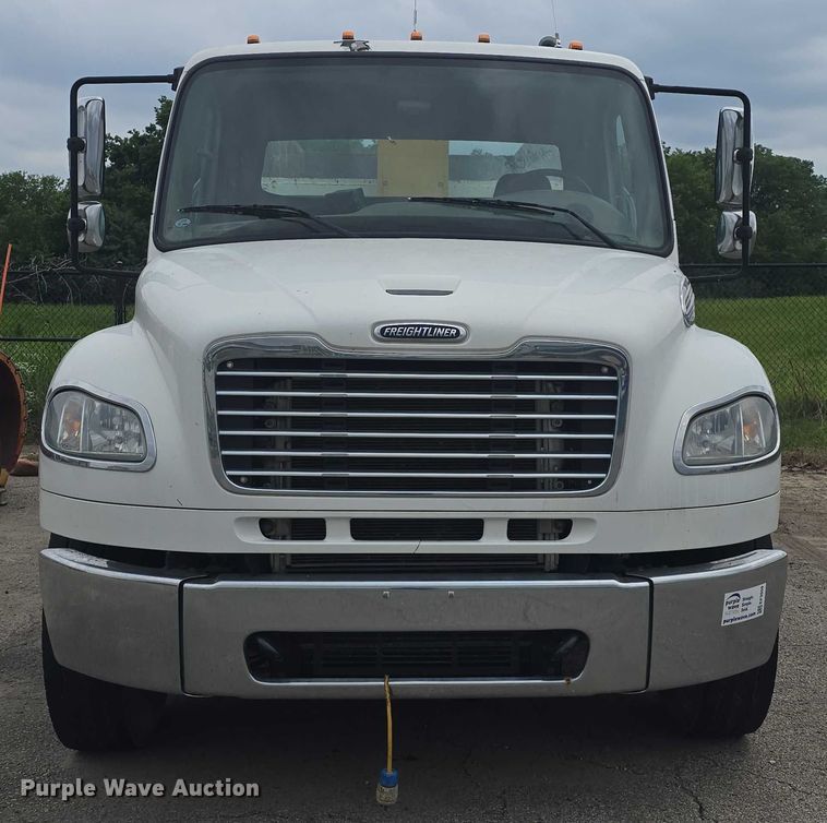 image for item EF3559 2012 Freightliner Business Class M2 crane truck