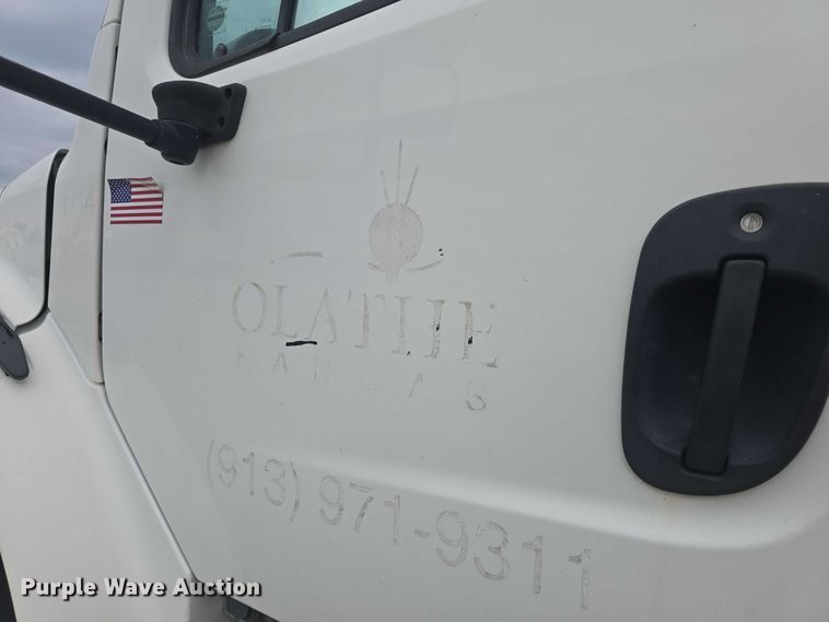 image for item EF3559 2012 Freightliner Business Class M2 crane truck