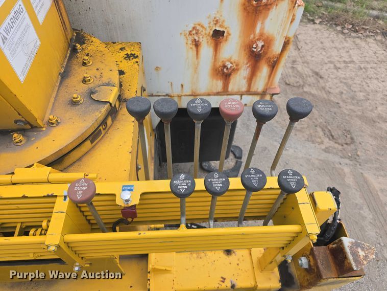 image for item EF3559 2012 Freightliner Business Class M2 crane truck