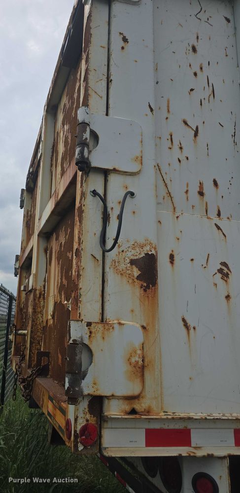 image for item EF3559 2012 Freightliner Business Class M2 crane truck