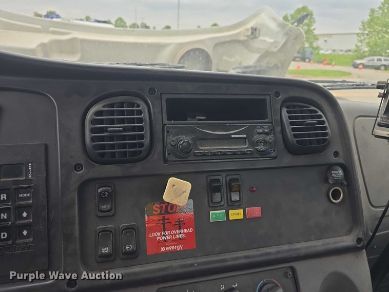 image for item EF3559 2012 Freightliner Business Class M2 crane truck