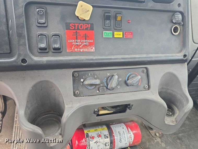 image for item EF3559 2012 Freightliner Business Class M2 crane truck