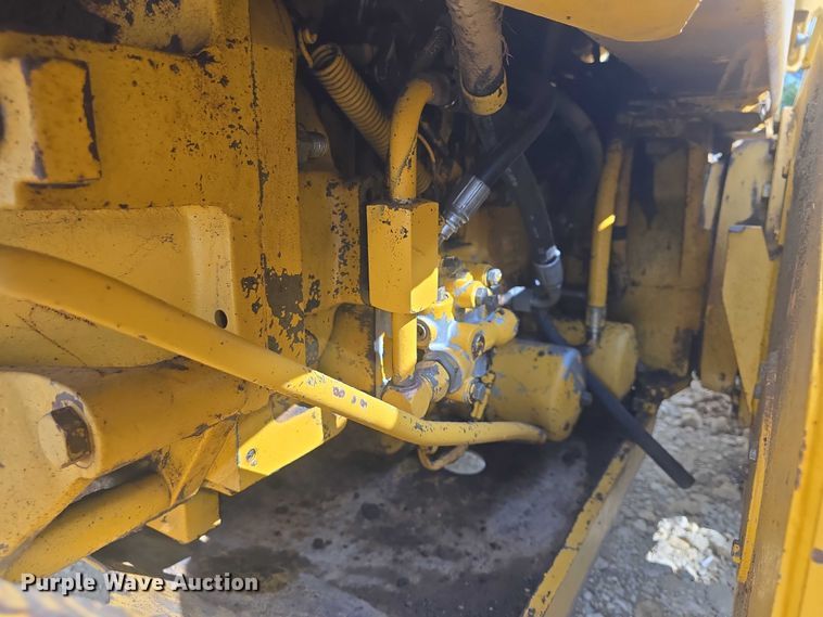 image for item EF3560 1994 John Deere 670B motor grader