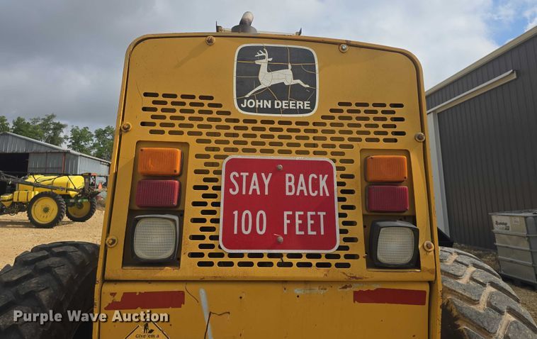 image for item EF3560 1994 John Deere 670B motor grader