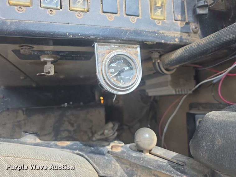 image for item EF3560 1994 John Deere 670B motor grader