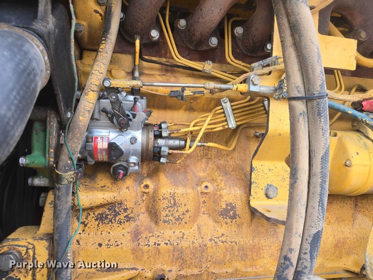 image for item EF3560 1994 John Deere 670B motor grader